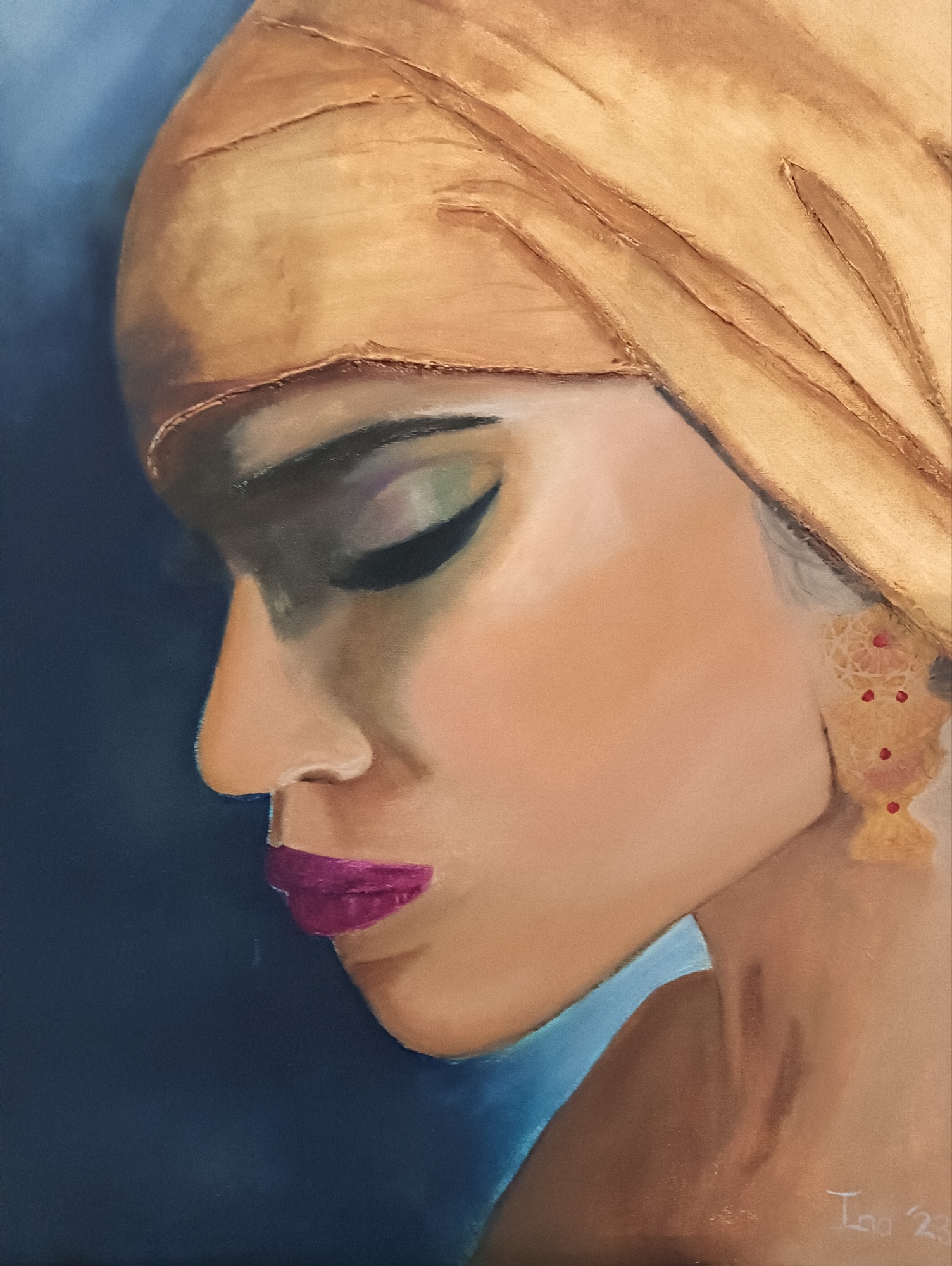 Dame met goud/gele hoofddoek  image