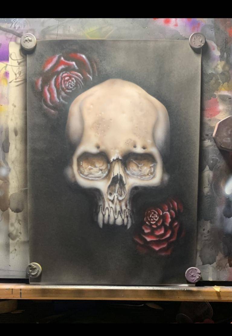 Skull & roses image