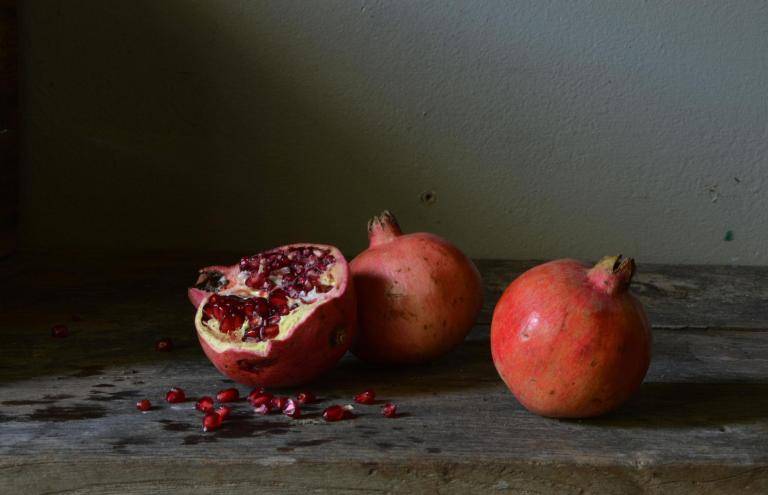 pommegranates image